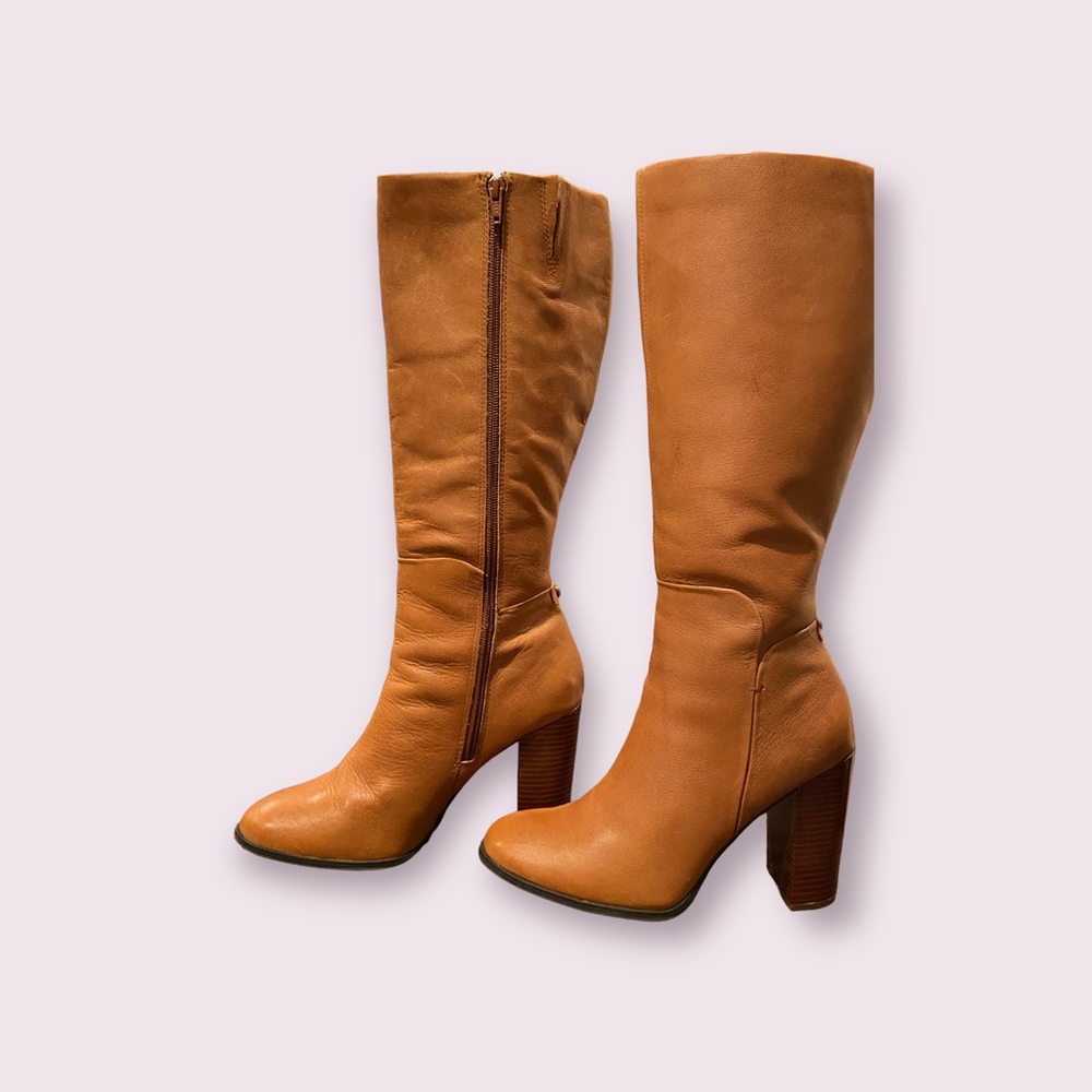EXCELLENT USED - Liz & Co. Tan (Camel) color - Bailey Boots - worn a few times.